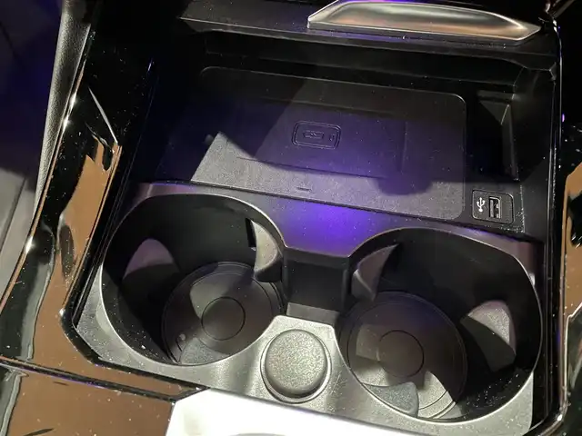 ＢＭＷ Ｘ３ xDrive20d Mスポーツ 道央・札幌 2021(令3)年 2.1万km サファイアブラックP メタリックペイント/セレクトパッケージ/　・電動パノラマガラスサンルーフ/　・リヤ・サイドウインドーローラーブラインド/　・harman/kardonサラウンド/ハイラインパッケージ/　・ヴァーネスカレザーシート/　・リヤシートヒーティング/　・ランバーサポート/　・ポプラグレーファインウッドインテリアトリム/アンビエントライト/アクティブベンチレーションシート/OP20インチアロイホイール/純正HDDナビ/フルセグTV/USB/Bluetooth/360°カメラ/PDC/ドライビングアシストプラス/パーキングアシストプラス/パワーテールゲート