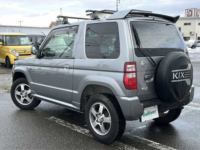 日産 キックス RX 秋田県 2012(平24)年 7.6万km チタニウムグレーメタリック 社外メモリナビ/社外CD、TV/取説、保証書/スペアキー/４WD