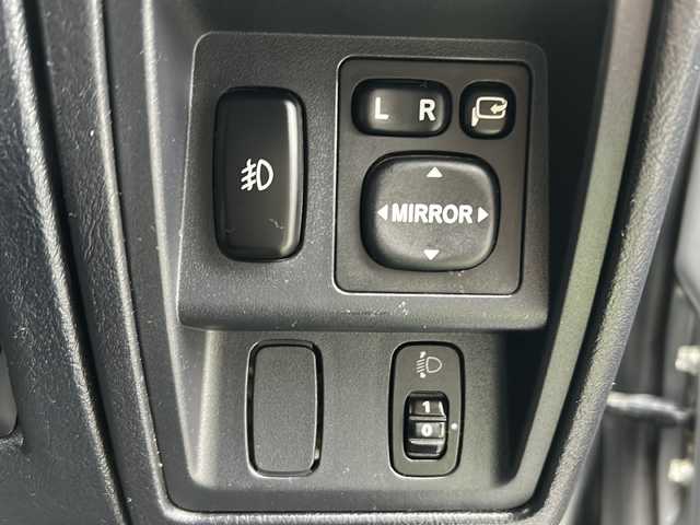 日産 キックス RX 秋田県 2012(平24)年 7.6万km チタニウムグレーメタリック 社外メモリナビ/社外CD、TV/取説、保証書/スペアキー/４WD