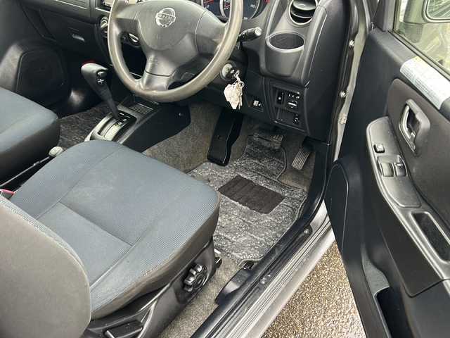 日産 キックス RX 秋田県 2012(平24)年 7.6万km チタニウムグレーメタリック 社外メモリナビ/社外CD、TV/取説、保証書/スペアキー/４WD