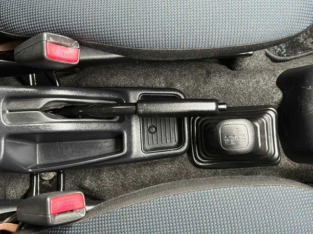 日産 キックス RX 秋田県 2012(平24)年 7.6万km チタニウムグレーメタリック 社外メモリナビ/社外CD、TV/取説、保証書/スペアキー/４WD