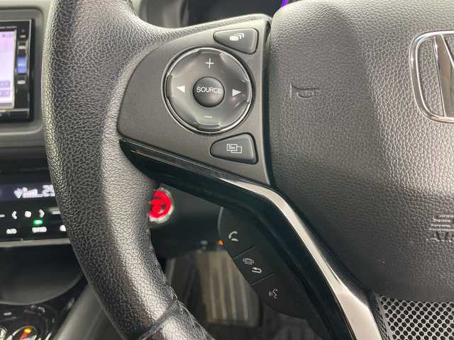 ホンダ ヴェゼル ハイブリッド X ホンダセンシング 道央・札幌 2018(平30)年 7.8万km ルーセブラックM ・ワンオーナー/・純正ナビ＆ＴＶ＆ＢＴ＆ＤＶＤ＆ＣＤ＆ＵＳＢ/・バックカメラ/・ホンダセンシング/・レーンキープアシスト/・横滑り防止/・パドルシフト/・アダプティブクルーズコントロール/・フロントワイパーデアイサー/・ドアミラーヒーター/・前席シートヒーター/・オートライト/・ＬＥＤヘッドライト/・電動パーキングブレーキ/・ブレーキホールド/・純正リモコンスターター/・保証書有り