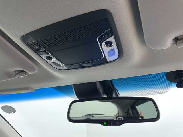 ホンダ ヴェゼル ハイブリッド X ホンダセンシング 道央・札幌 2018(平30)年 7.8万km ルーセブラックM ・ワンオーナー/・純正ナビ＆ＴＶ＆ＢＴ＆ＤＶＤ＆ＣＤ＆ＵＳＢ/・バックカメラ/・ホンダセンシング/・レーンキープアシスト/・横滑り防止/・パドルシフト/・アダプティブクルーズコントロール/・フロントワイパーデアイサー/・ドアミラーヒーター/・前席シートヒーター/・オートライト/・ＬＥＤヘッドライト/・電動パーキングブレーキ/・ブレーキホールド/・純正リモコンスターター/・保証書有り