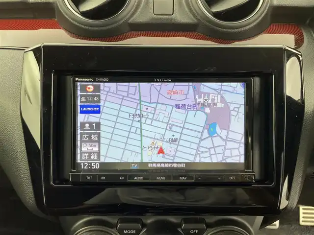 スズキ スイフト スポーツ 群馬県 2019(令1)年 2.9万km ピュアホワイトP 6速マニュアルターボ/Sport専用 フロントシート［Sportロゴ入り］/Sport専用 バンパー＆グリル/Sport専用 サイドアンダースポイラー/社外　パナソニック　ストラーダ　ナビ/・CD/DVD/SD(MSV)/USB/Bluetooth/フルセグTV/シートヒーター /クルーズコントロール/LEDヘッドライト/オートライト /フォグランプ （F/R）/純正17インチAW/ステアリングリモコン/スマートキー /プッシュスタート