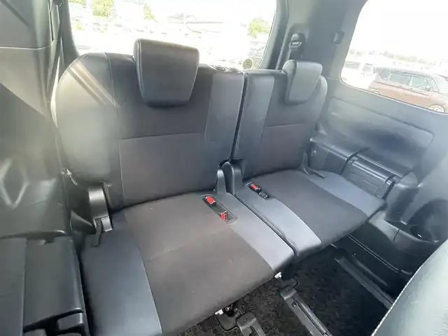 トヨタ ノア Si ダブルバイビー 青森県 2018(平30)年 2.6万km ホワイトパールクリスタルシャイン 純正ナビ/フルセグTV/CD/DVD/BT/AMFM/バックカメラ/ETC/前後ドライブレコーダー/両側パワースライドドア/オートマチックハイビーム/オートライト/車線逸脱警報/プリクラッシュセーフティー/横滑り防止装置/クルーズコントロール/アイドリングストップ/純正16インチホイール付きサマータイヤ積込