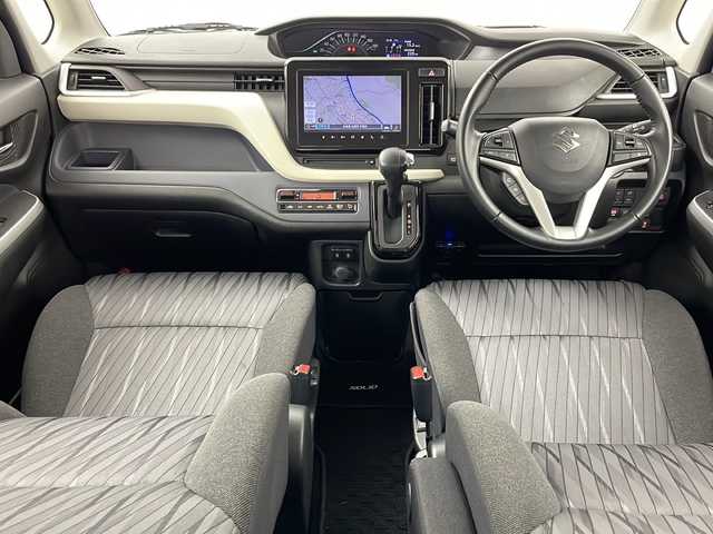 スズキ ソリオ HV MZ 道央・札幌 2021(令3)年 3.6万km フレイムオレンジPM ・4WD/・ワンオーナー/・純正ナビフルセグTV&CD&BT&USB/・全方位カメラ/・両側パワースライドドア/・HUD/・スズキセーフティサポート/・衝突軽減ブレーキ/・誤発進抑制機能/・車線逸脱抑制機能/・リヤクロストラフィックアラート/・前席シートヒーター/・アダプティブクルーズコントロール/・後方コーナーセンサー/・ステアリングスイッチ/・純正エンジンスターター/・純正フロアマット/・社外15インチAW付スタッドレス積込/・オートライト/・LEDヘッドライト/・LEDフォグ/・アイドリングストップ/・プッシュスタート/・ETC/・スマートキー