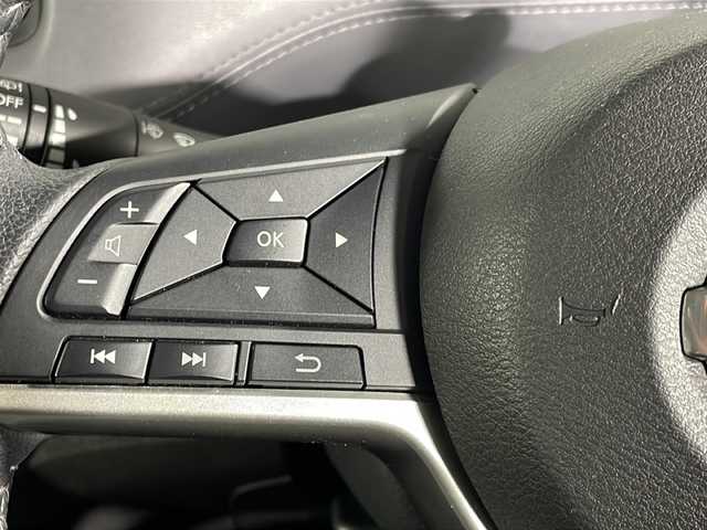 日産 セレナ e－パワー ハイウェイスター V 福岡県 2020(令2)年 2.7万km ダークメタルグレー ワンオーナー/プロパイロット/レーダークルーズコントロール/アラウンドビューモニター/バックカメラ/フリップダウンモニター/純正１０インチ純正ＳＤナビ/横滑り防止装置