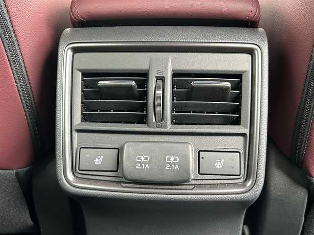 スバル フォレスター STIスポーツ 埼玉県 2024(令6)年 0.5万km クリスタルホワイトP ワンオーナー/登録時走行距離4286km/アイサイト/AWD/DIATONESONDナビ（NR-MZ300BIN-F-3）/XMODE、スポーツモード/デジタルインナーミラー/Bカメラ、Fカメラ/フルセグ/前席パワーシート/全席シートヒーター/ドラレコ/ETC/パドルシフト/ハンドルヒーター/充電ポート×４/デュアルエアコン/スペアキー/保証書、取説、ナビ取説