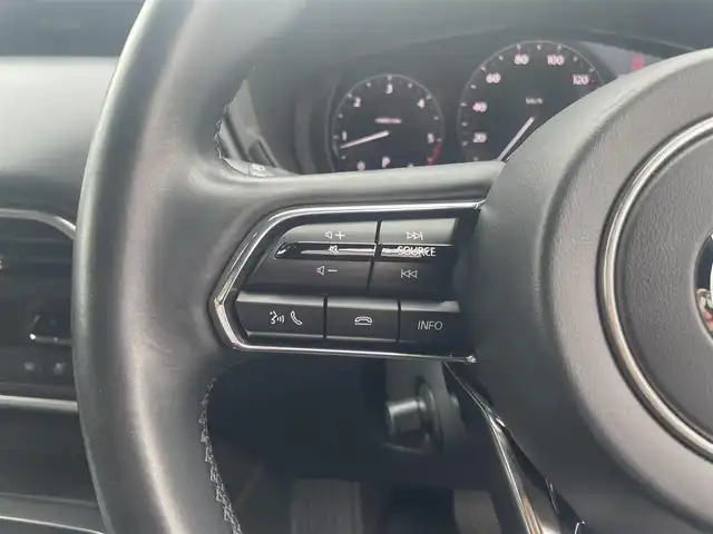 マツダ ＣＸ－６０ XD HV エクスクルーシブスポーツ 愛媛県 2023(令5)年 1.3万km ロジウムホワイトプレミアムメタリック 純正ナビ(AM/FM/スマホ連携/BT/フルセグTV)/全周囲カメラ　/BOSEサウンド　/レーダークルーズコントロール　/置くだけ充電　/全席シートヒーター　/D/N席パワーシート　/D/N席シートベンチレーション　/電動リアゲート　/パドルシフト　/ステアリングヒーター/ステアリングスイッチ/ブラインドスポットモニター/ETC/トノカバー/社外ヒッチメンバー積込/現状サマー(純正AW)(235/50/R20)