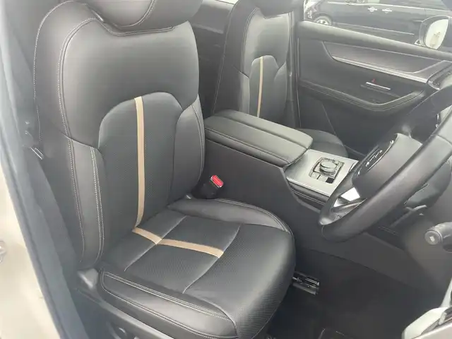 マツダ ＣＸ－６０ XD HV エクスクルーシブスポーツ 愛媛県 2023(令5)年 1.3万km ロジウムホワイトプレミアムメタリック 純正ナビ(AM/FM/スマホ連携/BT/フルセグTV)/全周囲カメラ　/BOSEサウンド　/レーダークルーズコントロール　/置くだけ充電　/全席シートヒーター　/D/N席パワーシート　/D/N席シートベンチレーション　/電動リアゲート　/パドルシフト　/ステアリングヒーター/ステアリングスイッチ/ブラインドスポットモニター/ETC/トノカバー/社外ヒッチメンバー積込/現状サマー(純正AW)(235/50/R20)