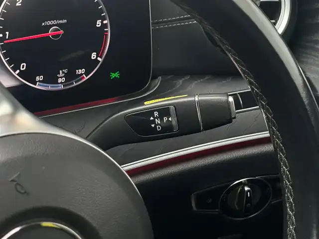 メルセデス・ベンツ Ｅ２２０ｄ ローレウスエディション 山梨県 2020(令2)年 6.8万km ダイヤモンドホワイト 後期/ワンオーナー/EXCP/黒革/Burmester/全席シートヒーター/パヒュームA/アンビエントL/全周囲C/電動Rゲート/純正HDDナビ/フルセグ/CarPlay/ACC/LKA/BSM/HUD/ETC2.0/純正19インチAW/スペアキー