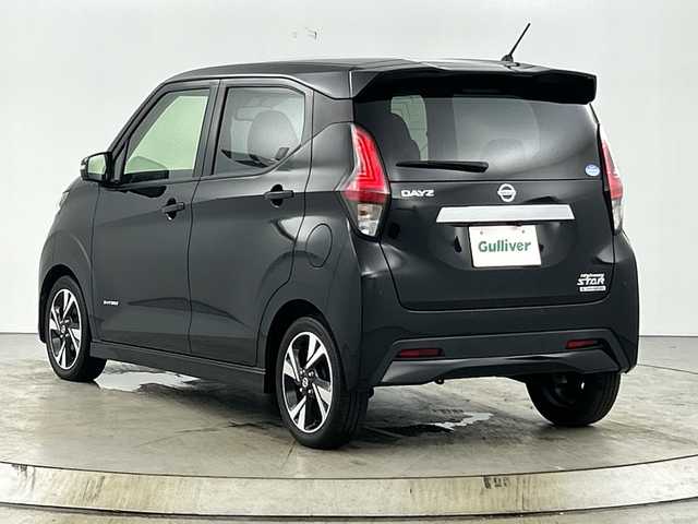 日産 デイズ ハイウェイスターG ターボ 愛知県 2021(令3)年 2.1万km ブラック 9インチ純正SDナビ【MM320D-L】/DVD再生機能有/フルセグテレビ/アラウンドビューモニター/Bluetooth/ETC2.0/ディスプレイ付自動防眩式ルームミラー/パーキングアシスト/車線逸脱警報/車線逸脱防止支援システム/踏み間違い衝突防止アシスト/前方衝突予測警報/ふらつき警報/ドライブレコーダー/LEDヘッドランプ/LEDフォグランプ/オートライト/USB電源ソケット/スマートキー/プッシュアップスタート/15インチ純正アルミホイール