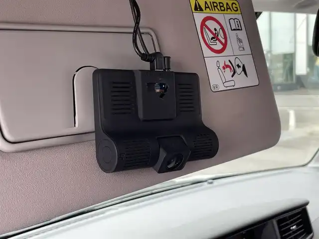 トヨタ タンク カスタムG 茨城県 2019(令1)年 3.5万km レーザーブルークリスタルシャイン 純正ナビ/【ラジオ・ＣＤ・ＤＶＤ・ＳＤ・ＴＶ・ＨＤＭＩ・ＵＳＢ・iPod・BT】/クルコン/全方位カメラ/ETC2.0/前後ドラレコ/前後コーナーセンサー/シートヒーター/両側パワスラ/アイドリングストップ/オートライト/オートハイビーム/Fフォグ/LEDライト/純正フロアマット/純正アルミホイール