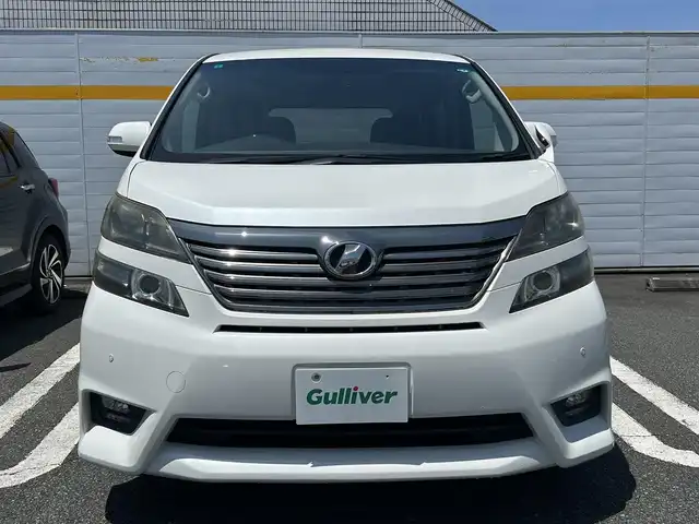 トヨタ ヴェルファイア 2．4Z プラチナセレクション 埼玉県 2009(平21)年 5.5万km ホワイトパールクリスタルシャイン /HDDナビ/フルセグテレビ/バックカメラ/フリップダウンモニター/ドアバイザー/プッシュスタート/両側パワースライドドア/ETC/ABS/WAC/PS/PW/