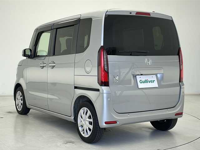 ホンダ Ｎ ＢＯＸ 千葉県 2024(令6)年 0.3万km ルナシルバーM 純正ナビ/Bluetooth フルセグ ipod/ＥＴＣ/ドライブレコーダー/両側パワースライドドア/バックカメラ/シートヒーター/電動パーキングブレーキ/純正フロアマット/純正ドアバイザー/ベンチシート/チップアップシート/後席サンシェード/プッシュスタート/スマートキー/ウィンカーミラー/ステアリングスイッチ/ホンダセンシング/衝突軽減ブレーキ/レーンキープアシスト/オートハイビーム/レーダークルーズコントロール/標識認識機能/先行者発進告知/コーナーセンサー/アイドリングストップ