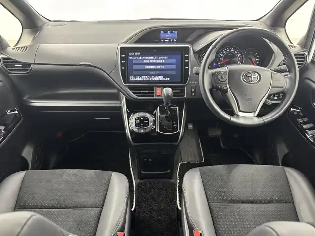 トヨタ ヴォクシー ZS 煌Ⅲ 福井県 2021(令3)年 3.1万km ホワイトパールクリスタルシャイン 純正ナビ/CD/DVD/Bluetooth/TV/トヨタセーフティーセンス/・プリクラッシュセーフティ/・レーンディパーチャーアラート/・オートマチックハイビーム/両側パワースライドドア/クルーズコントロール/バックカメラ/横滑り防止装置/レーンキープアシスト/LED/オートライト