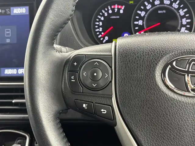 トヨタ ヴォクシー ZS 煌Ⅲ 福井県 2021(令3)年 3.1万km ホワイトパールクリスタルシャイン 純正ナビ/CD/DVD/Bluetooth/TV/トヨタセーフティーセンス/・プリクラッシュセーフティ/・レーンディパーチャーアラート/・オートマチックハイビーム/両側パワースライドドア/クルーズコントロール/バックカメラ/横滑り防止装置/レーンキープアシスト/LED/オートライト