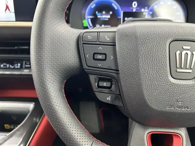 トヨタ クラウン スポーツ RS 愛知県 2024(令6)年 1万km パールⅡ ４WD/トヨタチームメイト/トヨタセーフティーセンス/・プリクラッシュ/・レーンアシスト/・ロードサイン/・レーダークルーズコントロール/・ブラインドスポットモニター/トヨタコネクト12.3インチナビ/・Bluetooth/・フルセグTV/パノラマミックビューモニター/置くだけ充電/パワーバックドア/デジタルインナーミラー/ドライブレコーダー/パワーシート（D/N）/シートヒーター（全席）/エアシート/純正21インチAW/ディライト