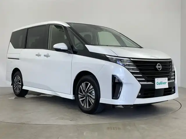 日産 セレナ e－パワー ハイウェイスター V 鹿児島県 2025(令7)年 0.1千km 白 登録済未使用車/プロパイロット（ナビリンク機能付）/+プロパイロット緊急停止支援システム（SOSコール機能付）/+SOSコール/アラウンドビューモニター（移動物 検知機能付）/12.3型NissanConnectナビゲーション/・フルセグTV、BT対応、USB、AM/FM/・AppleCarPlay、AndroidAuto、HDMI/ステアリングスイッチ/後席モニター/両側電動スライドドア/ドライブレコーダー（前後セット）/インテリジェントルームミラー/ETC2.0/ワイヤレス充電器/電動パーキングブレーキ/オートホールド機能/オートライト/アダプティブLEDヘッドライト/LEDフォグ/純正16インチアルミホイール