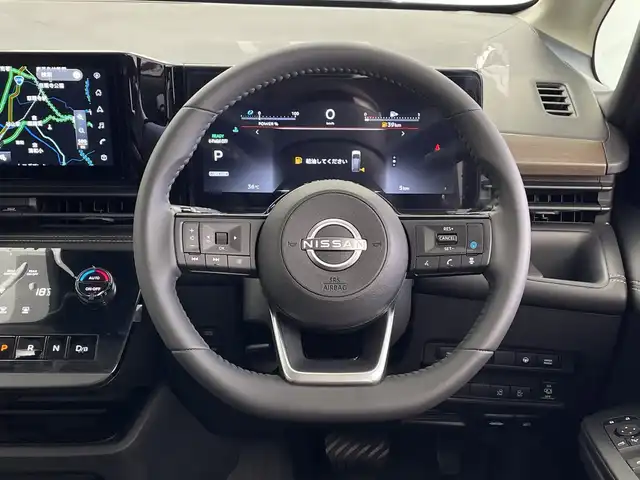 日産 セレナ e－パワー ハイウェイスター V 鹿児島県 2025(令7)年 0.1千km 白 登録済未使用車/プロパイロット（ナビリンク機能付）/+プロパイロット緊急停止支援システム（SOSコール機能付）/+SOSコール/アラウンドビューモニター（移動物 検知機能付）/12.3型NissanConnectナビゲーション/・フルセグTV、BT対応、USB、AM/FM/・AppleCarPlay、AndroidAuto、HDMI/ステアリングスイッチ/後席モニター/両側電動スライドドア/ドライブレコーダー（前後セット）/インテリジェントルームミラー/ETC2.0/ワイヤレス充電器/電動パーキングブレーキ/オートホールド機能/オートライト/アダプティブLEDヘッドライト/LEDフォグ/純正16インチアルミホイール