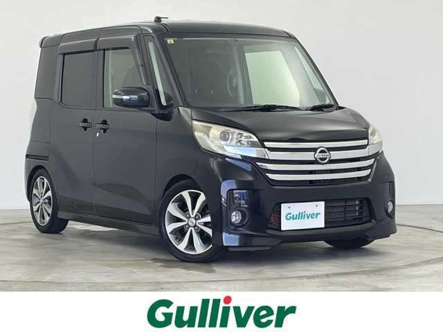 日産 デイズ ルークス ハイウェイスターターボ 群馬県 2014(平26)年 5.3万km ブラック ローダウン　純正７インチナビ　アラウンドビューモニター　両側パワースライドドア　ＨＩＤオートライト　シートヒーター　純正１５インチＡＷ　ステアリングリモコン　プッシュスタート　ＥＴＣ　禁煙車