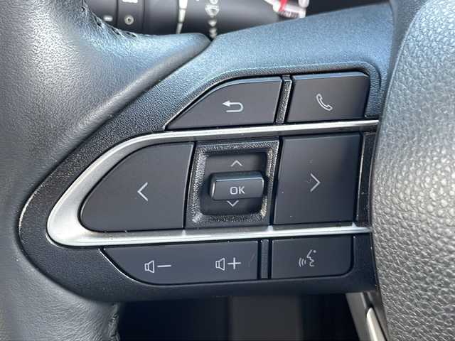 トヨタ ヴォクシー S－Z 山口県 2023(令5)年 5万km グリッターブラックガラスフレーク モデリスタエアロ/純正14インチフリップダウンモニター/純正10.5インチディスプレイオーディオ/・ナビ機能/・Bluetooth/・フルセグテレビ/・CD/DVDキット/バックカメラ/ビルトインETC/ドライブレコーダー/Toyota Safety Sense/・ドライバーモニター/・プリクラッシュセーフティ/・レーントレーシングアシスト/・レーンチェンジアシスト/・レーンディパーチャーアラート/・プロアクティブドライビングアシスト/・フロントクロストラフィックアラート/・発進遅れ告知機能/・ロードサインアシスト/・レーダークルーズコントロール/・ドライバー異常時対応システム/・ブラインドスポットモニター/・クリアランスソナー/・パーキングサポートブレーキ/・オートマチックハイビーム/USB入力端子/純正フロアマット/ハーフレザーシート/シートヒーター/両側パワースライドドア/純正純正LEDライト/純正17インチアルミホイール