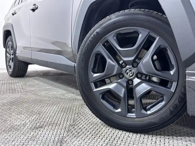 トヨタ ＲＡＶ４ アドベンチャー 大阪府 2023(令5)年 2.1万km グレーメタリック ４ＷＤ　サンルーフ　エアロ　ディスプレイオーディオ　バックカメラ　ＥＴＣ　ドラレコ　レザーシート　シートヒーター　シートエアコン　パワーシート　ダウンヒルアシスト　レーダークルコン　レーンアシスト