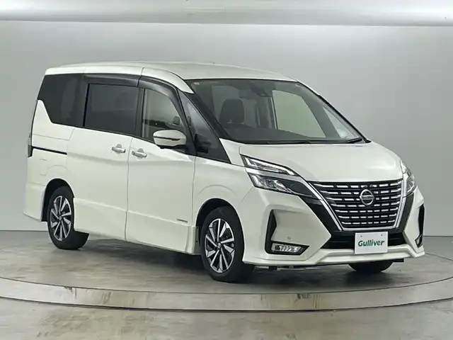 日産 セレナ ハイウェイスター V 愛知県 2021(令3)年 2.2万km ブリリアントホワイトパール セーフティパックA/・SRSエアバッグカーテン再度/・インテリジェントアラウンドビューモニター/・インテリジェントルームミラー/・ふらつき警報/全方位運転支援システム/・インテリジェントエマージェンシーブレーキ/・標識検知/・踏み間違い防止機能/・車線逸脱防止機能/・広報衝突防止支援/プロパイロット/純正10インチSDナビ/フルセグテレビ/フリップダウンモニター/両側電動スライドドア/ETC/ドライブレコーダー/オートライト/LEDヘッドライト/純正16インチアルミホイール/純正フロアマット/プッシュスタート/スマートキー