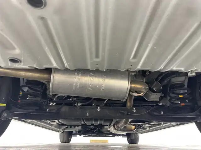 日産 セレナ ハイウェイスター V 愛知県 2021(令3)年 2.2万km ブリリアントホワイトパール セーフティパックA/・SRSエアバッグカーテン再度/・インテリジェントアラウンドビューモニター/・インテリジェントルームミラー/・ふらつき警報/全方位運転支援システム/・インテリジェントエマージェンシーブレーキ/・標識検知/・踏み間違い防止機能/・車線逸脱防止機能/・広報衝突防止支援/プロパイロット/純正10インチSDナビ/フルセグテレビ/フリップダウンモニター/両側電動スライドドア/ETC/ドライブレコーダー/オートライト/LEDヘッドライト/純正16インチアルミホイール/純正フロアマット/プッシュスタート/スマートキー
