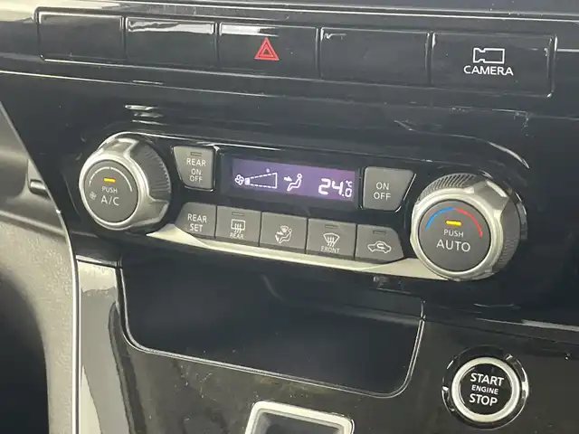 日産 セレナ ハイウェイスター V 愛知県 2021(令3)年 2.2万km ブリリアントホワイトパール セーフティパックA/・SRSエアバッグカーテン再度/・インテリジェントアラウンドビューモニター/・インテリジェントルームミラー/・ふらつき警報/全方位運転支援システム/・インテリジェントエマージェンシーブレーキ/・標識検知/・踏み間違い防止機能/・車線逸脱防止機能/・広報衝突防止支援/プロパイロット/純正10インチSDナビ/フルセグテレビ/フリップダウンモニター/両側電動スライドドア/ETC/ドライブレコーダー/オートライト/LEDヘッドライト/純正16インチアルミホイール/純正フロアマット/プッシュスタート/スマートキー