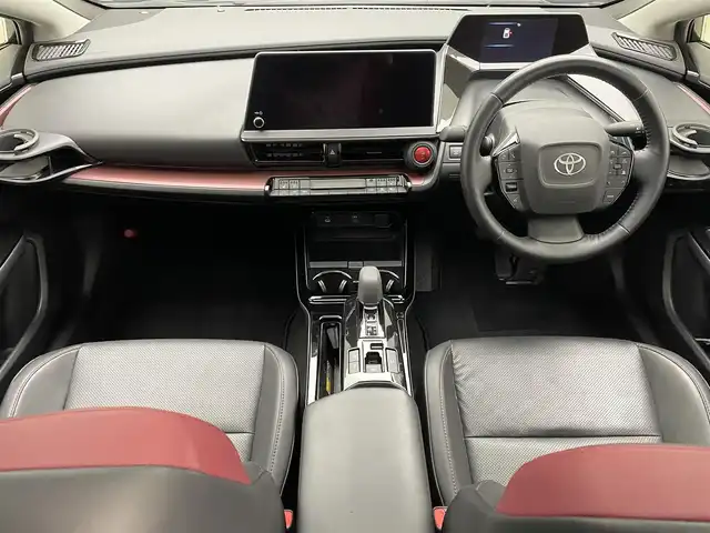 トヨタ プリウス Z 兵庫県 2023(令5)年 2.4万km アティチュードブラックマイカ 純正コネクトナビ(フルセグ/USB/Bluetooth)/全方位カメラ/パノラマルーフ/追従型クルーズコントロール/ブラインドスポットモニター/置くだけ充電/デジタルインナーミラー/パワーバックドア/パワーシート/シートヒーター/エアシート/レザーシート/クリアランスソナー/純正19インチアルミホイール/純正フロアマット/オートライト/オートマチックハイビーム/LEDヘッドライト