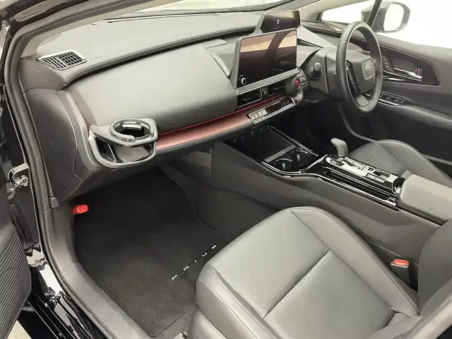 トヨタ プリウス Z 兵庫県 2023(令5)年 2.4万km アティチュードブラックマイカ 純正コネクトナビ(フルセグ/USB/Bluetooth)/全方位カメラ/パノラマルーフ/追従型クルーズコントロール/ブラインドスポットモニター/置くだけ充電/デジタルインナーミラー/パワーバックドア/パワーシート/シートヒーター/エアシート/レザーシート/クリアランスソナー/純正19インチアルミホイール/純正フロアマット/オートライト/オートマチックハイビーム/LEDヘッドライト