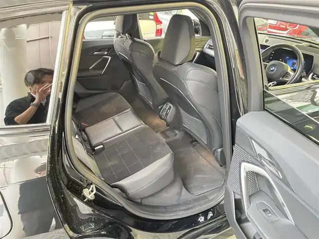 ＢＭＷ ＢＭＷ ｉＸ１ xDrive30 Mスポーツ 東京都 2024(令6)年 2.1万km サファイアブラックP 法人ワンオーナー/純正ナビ/全方位カメラ・バックカメラ/純正１８インチアルミ/パワーバックドア/D席メモリーパワーシート/N席パワーシート/ハーフレザーシート/シートヒーター/エアシート/BMW　ADVANCED　CAR　EYE３．０PRO/ETC/ルーフレール/スペアキー１本/カードキー１本/充電ケーブル/保証書・取説