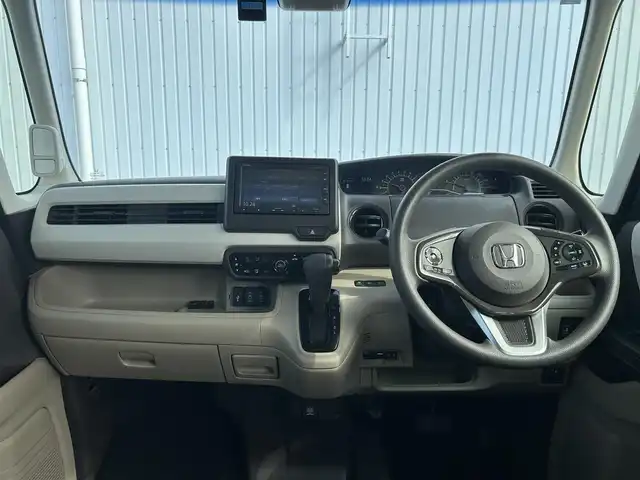 ホンダ Ｎ ＢＯＸ G EX ホンダセンシング 熊本県 2018(平30)年 6万km プレミアムアガットブラウンP 純正ナビ/・AM/FM/CD/SD/USB/iPod/BT/バックカメラ/ホンダセンシング/・アダプティブクルーズコントロール/・先行車発進お知らせ機能/・路外逸脱抑制機能/・レーンキープアシスト/・標識認識機能/・オートハイビーム/後方コーナーセンサー/ステアリングリモコン/アイドリングストップ/オートライト/・LEDライト/電動格納ミラー/・ウィンカーミラー/片側パワースライドドア/前方ドライブレコーダー/ドアバイザー/ビルトインETC/純正フロアマット/スマートキー