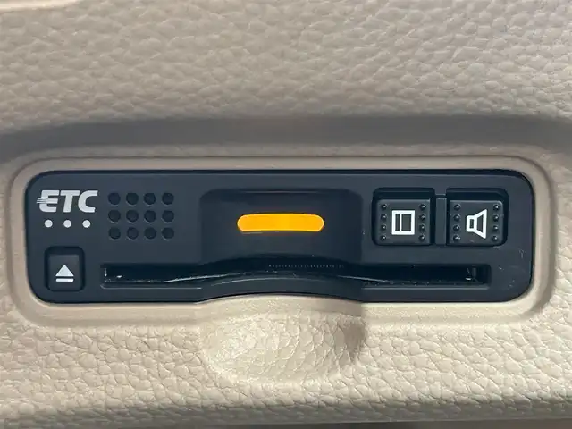 ホンダ Ｎ ＢＯＸ G EX ホンダセンシング 熊本県 2018(平30)年 6万km プレミアムアガットブラウンP 純正ナビ/・AM/FM/CD/SD/USB/iPod/BT/バックカメラ/ホンダセンシング/・アダプティブクルーズコントロール/・先行車発進お知らせ機能/・路外逸脱抑制機能/・レーンキープアシスト/・標識認識機能/・オートハイビーム/後方コーナーセンサー/ステアリングリモコン/アイドリングストップ/オートライト/・LEDライト/電動格納ミラー/・ウィンカーミラー/片側パワースライドドア/前方ドライブレコーダー/ドアバイザー/ビルトインETC/純正フロアマット/スマートキー