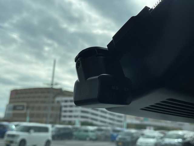 日産 オーラ G 愛知県 2023(令5)年 3.2万km ピュアホワイトパール / スーパーブラック 2トーン プロパイロット/純正9型ディスプレイオーディオナビ/全方位カメラ/クルーズコントロール/プレミアムサウンドBOSE/バックカメラ/コーナーセンサー/純正アルミホイール/ETC2.0/ブラインドスポットモニター/インテリジェントミラー/オートマチックハイビーム/ワイヤレス充電機/衝突軽減システム/フルセグ/Bluetooth/ステアリングスイッチ/スマートキー/プッシュスタート