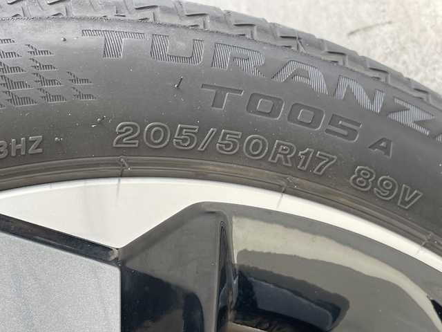 日産 オーラ G 愛知県 2023(令5)年 3.2万km ピュアホワイトパール / スーパーブラック 2トーン プロパイロット/純正9型ディスプレイオーディオナビ/全方位カメラ/クルーズコントロール/プレミアムサウンドBOSE/バックカメラ/コーナーセンサー/純正アルミホイール/ETC2.0/ブラインドスポットモニター/インテリジェントミラー/オートマチックハイビーム/ワイヤレス充電機/衝突軽減システム/フルセグ/Bluetooth/ステアリングスイッチ/スマートキー/プッシュスタート