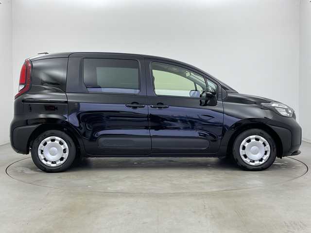 トヨタ シエンタ ハイブリッド G 新潟県 2025(令7)年 0.1千km ブラック トヨタセーフティーセンス/パーキングサポートブレーキ/ブラインドスポットモニター/追従クルーズコントロール/前後コーナーセンサー/両側パワースライドドア/LEDオートライト/オートマチックハイビーム/PCS/PDA/RCTA/RSA/ビルトインETC/レーンキープアシスト/7人乗り/ディスプレイオーディオ