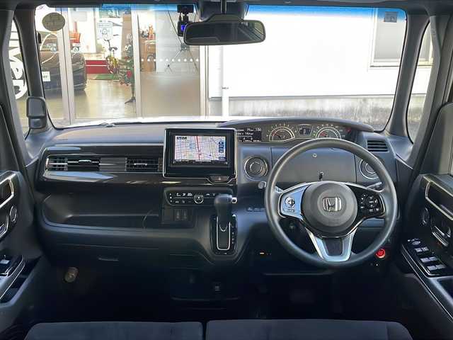 ホンダ Ｎ ＢＯＸ カスタム G L ホンダセンシング 愛知県 2019(平31)年 4.6万km プラチナホワイトパール /禁煙//ナビ装着用スペシャルパッケージ//社外メモリナビ//地デジ//CD/DVD/BT/SD/USB/AM/FM//バックカメラ//ビルトインETC//ドライブレコーダー//両側パワースライドドア//オートリトラミラー//プラズマクラスター//純正ブラック塗装14AW//ホンダセンシング//CMBS/ACC/LKAS//路外逸脱抑制制御//前後誤発進抑制制御//LEDオートライト//フォグランプ//ステアリングスイッチ//ECONモード//スマートキー//プッシュスタート//ベンチシート//フロアマット/ドアバイザー//保証書//取扱説明書//ナビ取説//スペアキー