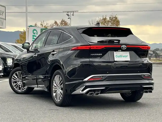 トヨタ ハリアー Z レザーパッケージ 奈良県 2020(令2)年 2.2万km プレシャスブラックパール パノラマルーフ/純正12.3インチディスプレイオーディオ/（TV/BT/AppleCarPlay/AndroidAuto）/JBLプレミアムサウンドシステム/レーダークルーズコントロールシステム/アラウンドビューモニター/ブラインドスポットモニター/レーンキープアシスト/パワーバックドア/レザーシート/シートヒーター/ベンチーション/運転席/助手席パワーシート/ヘッドアップディスプレイ/シートメモリー/デジタルインナーミラー/ETC2.0/純正19インチAW