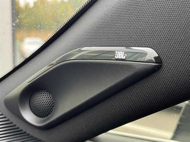 トヨタ ハリアー Z レザーパッケージ 奈良県 2020(令2)年 2.2万km プレシャスブラックパール パノラマルーフ/純正12.3インチディスプレイオーディオ/（TV/BT/AppleCarPlay/AndroidAuto）/JBLプレミアムサウンドシステム/レーダークルーズコントロールシステム/アラウンドビューモニター/ブラインドスポットモニター/レーンキープアシスト/パワーバックドア/レザーシート/シートヒーター/ベンチーション/運転席/助手席パワーシート/ヘッドアップディスプレイ/シートメモリー/デジタルインナーミラー/ETC2.0/純正19インチAW