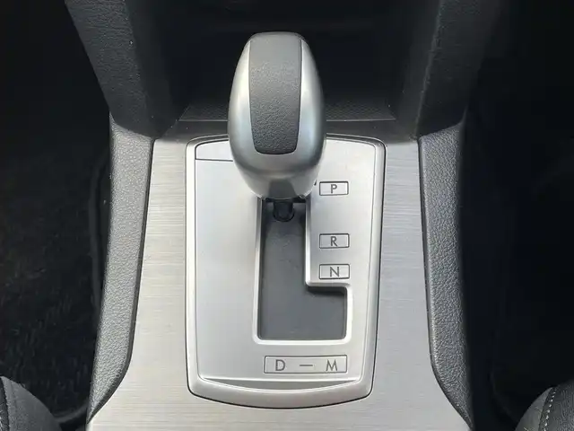 スバル レガシィ ツーリングワゴン 2．5iアイサイト 福岡県 2010(平22)年 3.9万km クリスタルブラックシリカ ワンオーナー/社外ナビ/（Panasonic:CN-MW200D）/CD/DVD/ワンセグTV/クルーズコントロール/パドルシフト/前席パワーシート/ビルトインETC/4WD/ドアバイザー/純正フロアマット/純正アルミホイール/プッシュスタート/横滑り防止装置/ダウンヒルアシストコントロール/保証書/取扱説明書/スマートキー/スペアキー