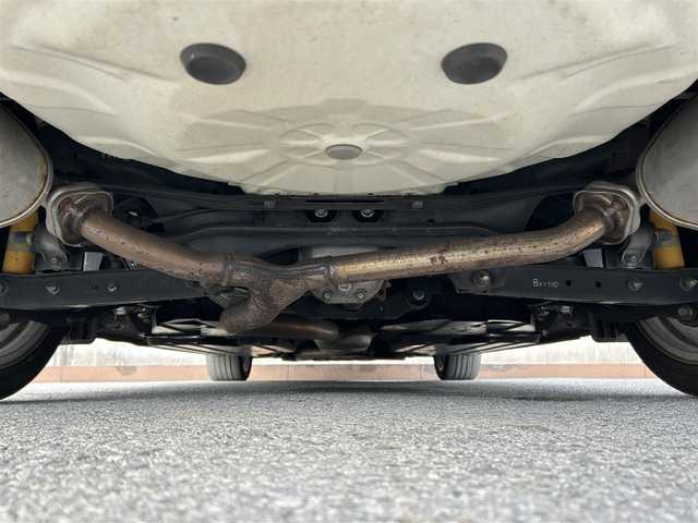 スバル ＷＲＸ Ｓ４ 2．0GT‐S アイサイト 愛知県 2014(平26)年 11.7万km クリスタルホワイトP (株)IDOMが運営する【じしゃロン名古屋鳴海店】の自社ローン専用車両になりますこちらは現金またはオートローンご利用時の価格です。自社ローンご希望の方は別途その旨お申付け下さい/4WD(F4)/CVT/7インチナビ【CN-R300D】/（FM/AM/CD/DVD/フルセグTV/SD）/バックカメラ/ETC/ドライブレコーダー/GPSレーダー【YA-W17GA】/アイサイト/・プリクラッシュブレーキアシスト	/・レーンキープアシスト/・レーダークルーズコントロール/装備/・運転席・助手席シートヒーター/・電動パーキング/・電動格納ミラー/・革巻きステアリング/・ステアリングスイッチ/・パドルシフト/・オートライト/・LEDヘッドライト/・フォグランプ/・フルオートエアコン/・運転席シートメモリ/・純正フロアマット/・アルミペダル/・プッシュスタート/・スマートキー