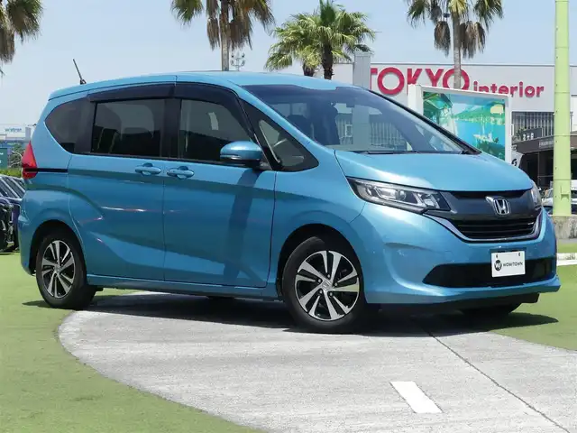 ホンダ フリード G ホンダセンシング 千葉県 2017(平29)年 5.8万km ブルーホライゾンM ホンダセンシング/・衝突軽減ブレーキ（CMBS）/・車線維持支援システム（LKAS）/・アダプティブクルーズコントロール（ACC）/・後方誤発進抑制機能/・誤発進抑制機能/アイドリングストップ/両側パワースライドドア/ハーフレザーシート/純正メモリーナビ/地デジTV/【DVD/CD再生機能　Bluetooth接続】/バックカメラ/ドライブレコーダー（前後撮影）【DRV-MR570】/革巻きステアリング/ETC/LEDヘッドライト/ウインカーミラー/純正15インチアルミホイル/サイド/カーテンエアバッグ/スマートキー