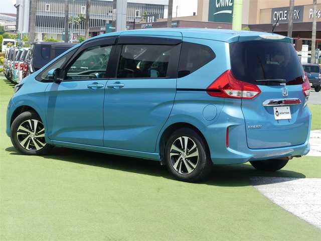 ホンダ フリード G ホンダセンシング 千葉県 2017(平29)年 5.8万km ブルーホライゾンM ホンダセンシング/・衝突軽減ブレーキ（CMBS）/・車線維持支援システム（LKAS）/・アダプティブクルーズコントロール（ACC）/・後方誤発進抑制機能/・誤発進抑制機能/アイドリングストップ/両側パワースライドドア/ハーフレザーシート/純正メモリーナビ/地デジTV/【DVD/CD再生機能　Bluetooth接続】/バックカメラ/ドライブレコーダー（前後撮影）【DRV-MR570】/革巻きステアリング/ETC/LEDヘッドライト/ウインカーミラー/純正15インチアルミホイル/サイド/カーテンエアバッグ/スマートキー