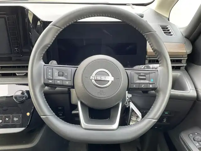 日産 セレナ ハイウェイスター V 大阪府 2024(令6)年 1.4万km プリズムホワイト 純正９インチナビ/   フルセグTV/Bluetooth/USB/衝突軽減/ＢＳＭ/プロパイロット/全方位モニター/スマートルームミラー/両側パワースライドドア/アイドリングストップ/ドライブレコーダー/ＥＴＣ/ＬＥＤライト/禁煙車