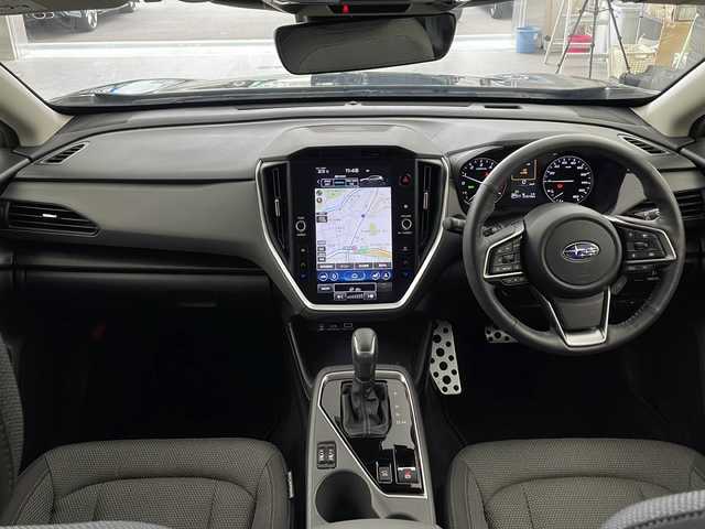 スバル クロストレック リミテッド 兵庫県 2023(令5)年 3.2万km 青 ・純正ナビ/TV/BT/USB/AUX/Apple Carplay/Android Auto/・スマートキー/・スペアキー/・プッシュスタート/・アイサイト/・レーダークルーズコントロール/・オートビークルホールド/・ビークルダイナミックコントロール/・ヘッドライトレベライザー/・ステアリング連動ヘッドランプ/・防眩ミラー/・プリクラッシュブレーキ/・Xモード/・車間距離警報/・レーンキープアシスト/・車線逸脱防止/・後側方警戒支援/・ドライバーモニタリングシステム/・コーナーセンサー/・パドルシフト/・ビルトインETC/・ステアリングヒーター/・メモリーシート/・前席パワーシート/・前席シートヒーター/・LEDヘッドライト/・オートライト/・フォグランプ/・全方位カメラ/・純正18インチアルミホイール/・ステアリングリモコン/・カーテンエアバッグ/・前席＋サイドエアバッグ/・純正フロアマット/・ルーフレール/・トノカバー