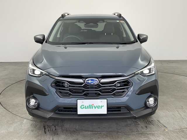 スバル クロストレック リミテッド 兵庫県 2023(令5)年 3.2万km 青 ・純正ナビ/TV/BT/USB/AUX/Apple Carplay/Android Auto/・スマートキー/・スペアキー/・プッシュスタート/・アイサイト/・レーダークルーズコントロール/・オートビークルホールド/・ビークルダイナミックコントロール/・ヘッドライトレベライザー/・ステアリング連動ヘッドランプ/・防眩ミラー/・プリクラッシュブレーキ/・Xモード/・車間距離警報/・レーンキープアシスト/・車線逸脱防止/・後側方警戒支援/・ドライバーモニタリングシステム/・コーナーセンサー/・パドルシフト/・ビルトインETC/・ステアリングヒーター/・メモリーシート/・前席パワーシート/・前席シートヒーター/・LEDヘッドライト/・オートライト/・フォグランプ/・全方位カメラ/・純正18インチアルミホイール/・ステアリングリモコン/・カーテンエアバッグ/・前席＋サイドエアバッグ/・純正フロアマット/・ルーフレール/・トノカバー