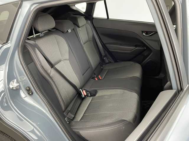 スバル クロストレック リミテッド 兵庫県 2023(令5)年 3.2万km 青 ・純正ナビ/TV/BT/USB/AUX/Apple Carplay/Android Auto/・スマートキー/・スペアキー/・プッシュスタート/・アイサイト/・レーダークルーズコントロール/・オートビークルホールド/・ビークルダイナミックコントロール/・ヘッドライトレベライザー/・ステアリング連動ヘッドランプ/・防眩ミラー/・プリクラッシュブレーキ/・Xモード/・車間距離警報/・レーンキープアシスト/・車線逸脱防止/・後側方警戒支援/・ドライバーモニタリングシステム/・コーナーセンサー/・パドルシフト/・ビルトインETC/・ステアリングヒーター/・メモリーシート/・前席パワーシート/・前席シートヒーター/・LEDヘッドライト/・オートライト/・フォグランプ/・全方位カメラ/・純正18インチアルミホイール/・ステアリングリモコン/・カーテンエアバッグ/・前席＋サイドエアバッグ/・純正フロアマット/・ルーフレール/・トノカバー