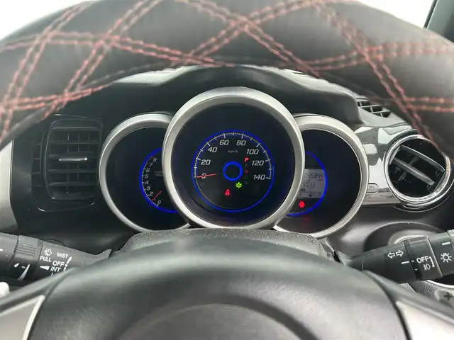 ホンダ Ｎ ＢＯＸ ＋ カスタム G ターボパッケージ 愛媛県 2013(平25)年 4.6万km アラバスターシルバーメタリック 福祉車両、スローパー/純正フロアマット/純正アルミホイール/ワンオーナー/フルセグテレビ/ABS/盗難防止センサー/SDナビ/バックカメラ/パワースライドドア/横滑り防止/クルーズコントロール/エンジンスタートボタン/100V充電/Bluetooth接続/スマートキー/オートライト